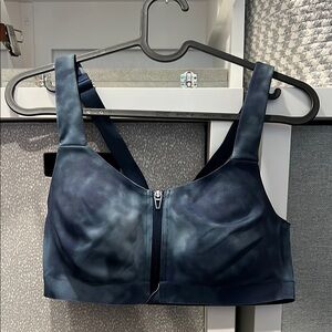 Victoria’s Secret Zip-Front Sports Bra
